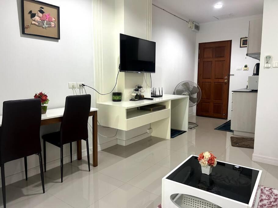 Baan Klang Condo In Central HHQ Eksteriør bilde