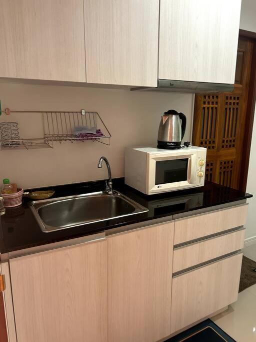 Baan Klang Condo In Central HHQ Eksteriør bilde