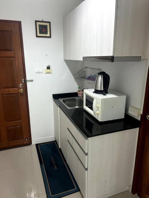 Baan Klang Condo In Central HHQ Eksteriør bilde