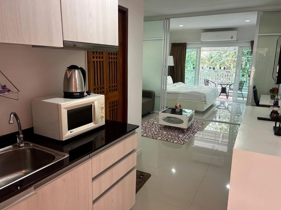 Baan Klang Condo In Central HHQ Eksteriør bilde